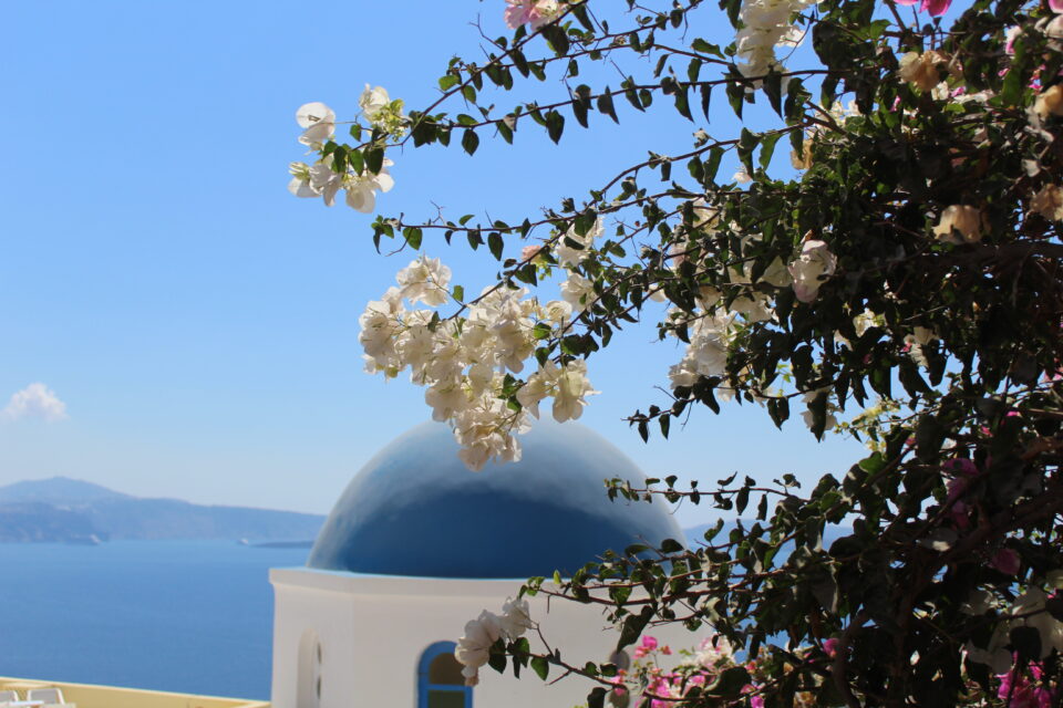 https://eatbreathelove.net/2016/09/eat-breathe-fall-love-santorini/