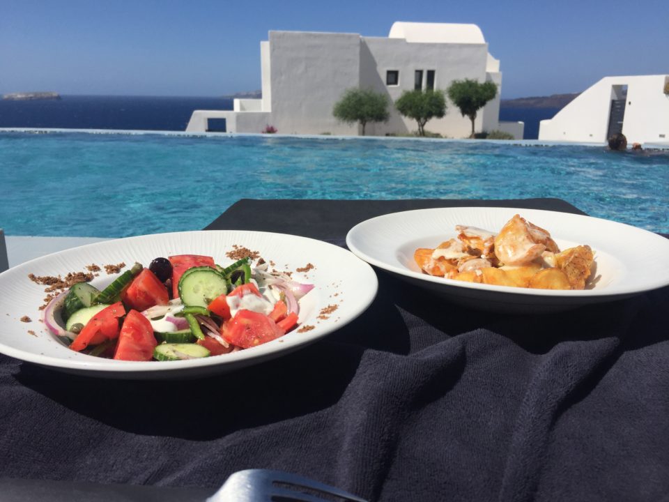 https://eatbreathelove.net/2016/09/eat-breathe-fall-love-santorini/