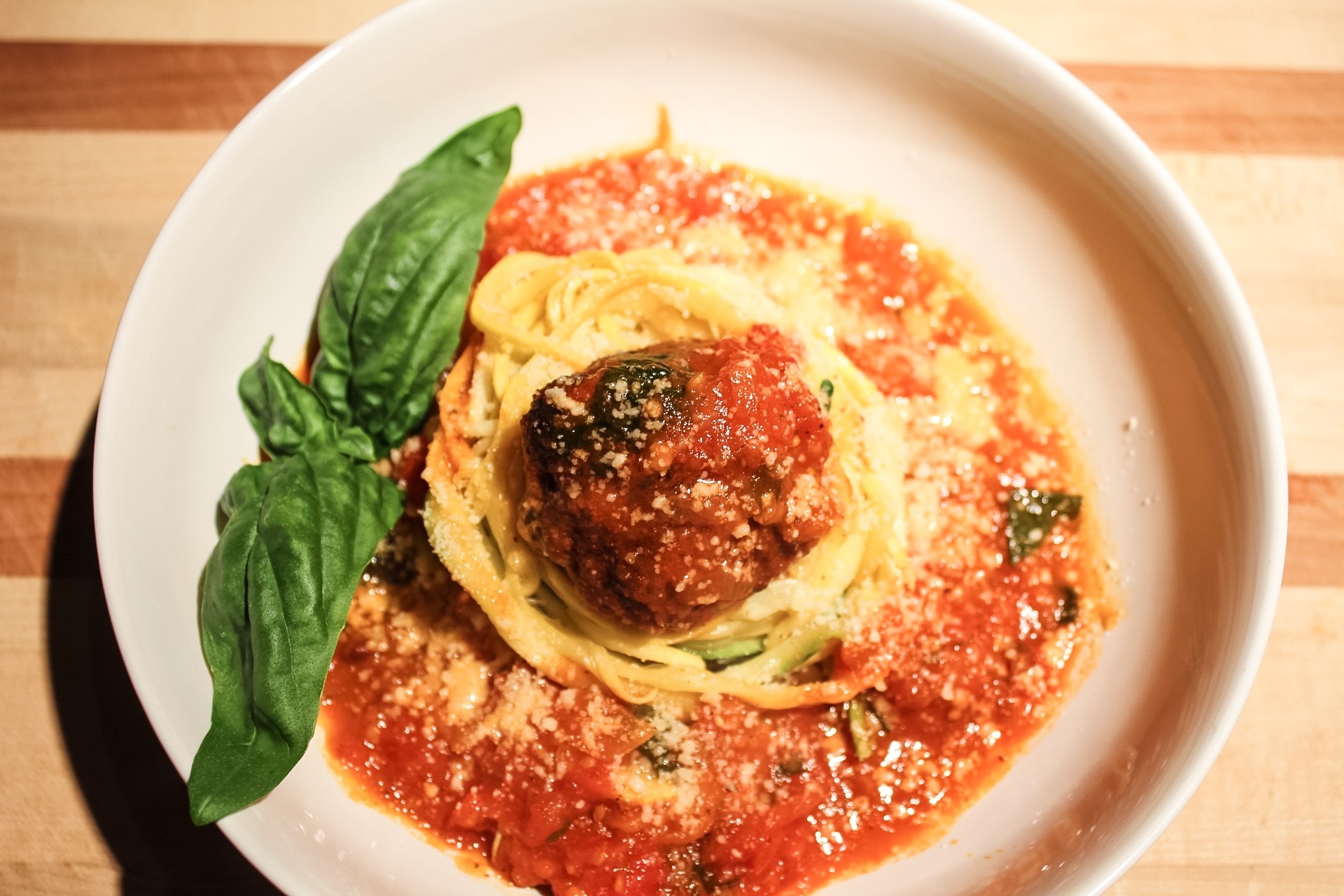 carb fakeout: meatballs and zoodles