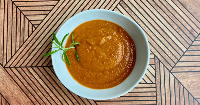 Easy Roasted Tomato Vegetable Soup